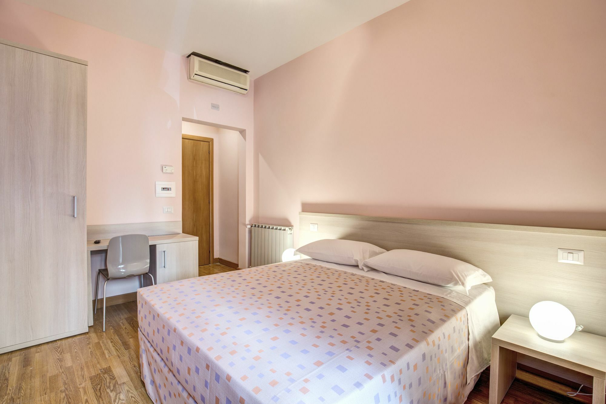 Hotel Nuova Monaco Rome Exterior photo