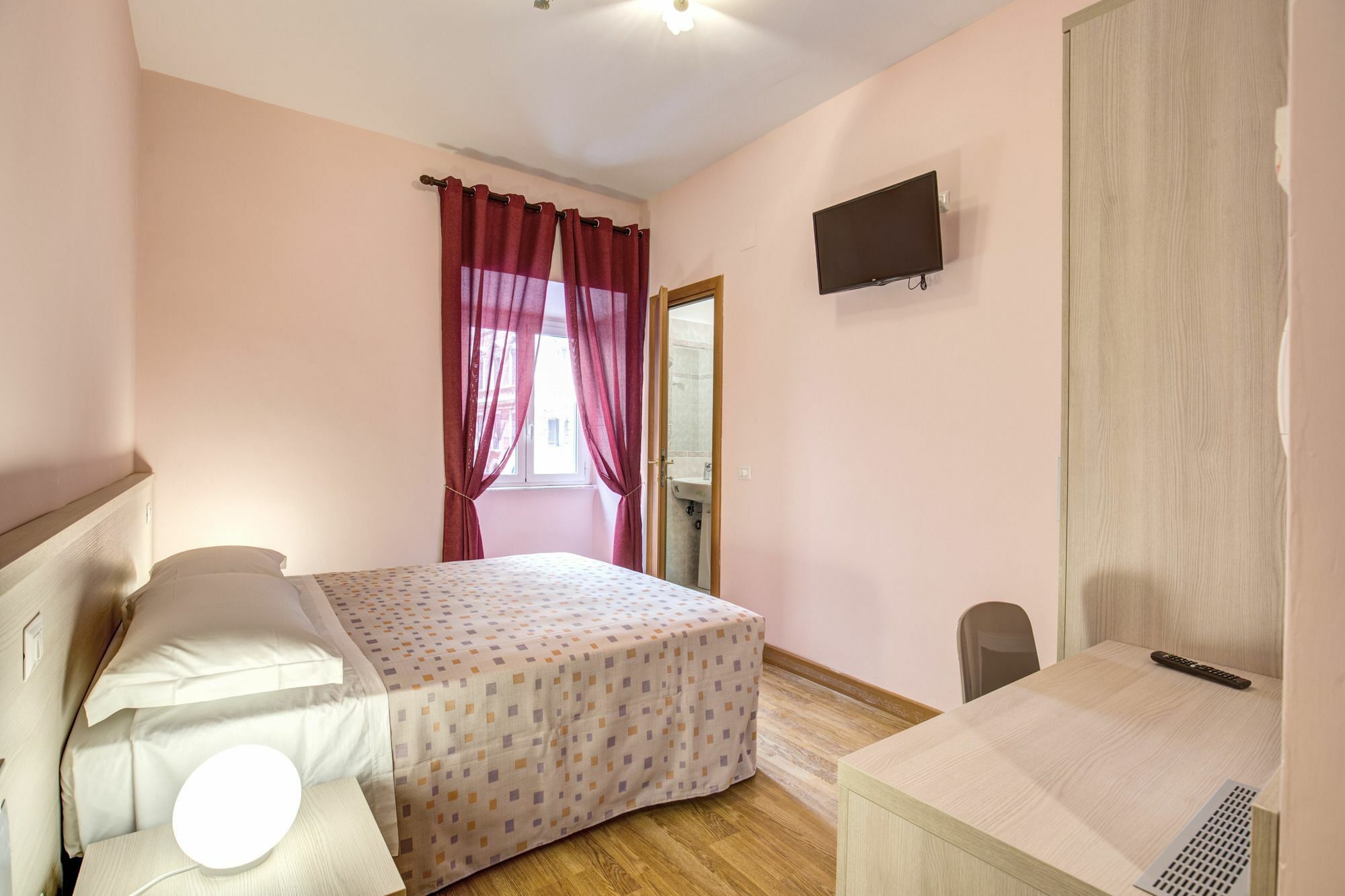 Hotel Nuova Monaco Rome Exterior photo
